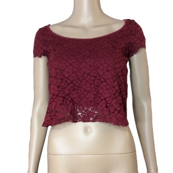 American Eagle Outfitters Tops - Burgundy floral lace crop top